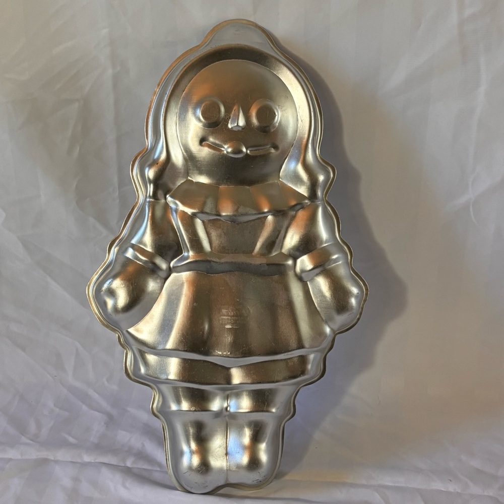 Vintage 1971 Wilton Raggedy Ann Mold Retro Birthday Party Cake Pan